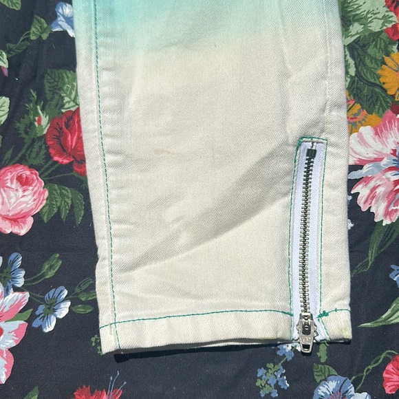 Prana Jett Capri Jeans Low Fitted Green Dynasty Gradient 2203  Size 4/27 - Picture 2 of 9